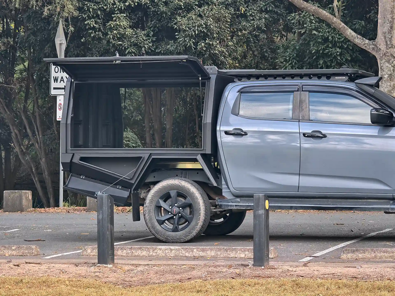 Isuzu D-Max RG — Service Body